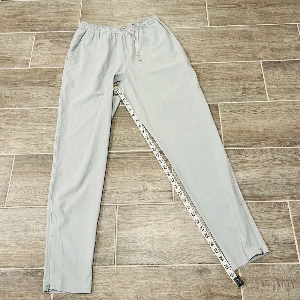 NWT! Outdoor Voices Men’s High Stride Pant in Color: Comet. Size Small.